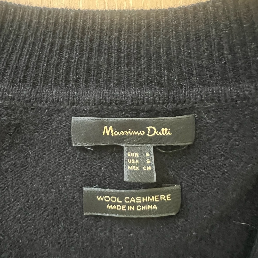Massimo Dutti Black wool cashmere Cardigan Sweater Women’s Size small - Picture 3 of 4